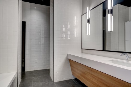 Autre - 1421-200 Rue Marie-Charles-Le Moyne, Longueuil (Le Vieux-Longueuil), QC - Indoor Photo Showing Bathroom
