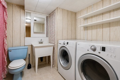 Salle de lavage - 1214 Boul. Base-De-Roc, Joliette, QC - Indoor Photo Showing Laundry Room