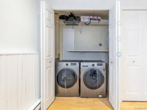 Salle de lavage - 40 Rue De Poitiers, Candiac, QC - Indoor Photo Showing Laundry Room