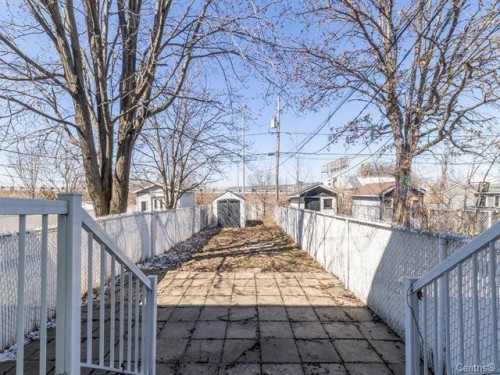 Cour - 40 Rue De Poitiers, Candiac, QC - Outdoor