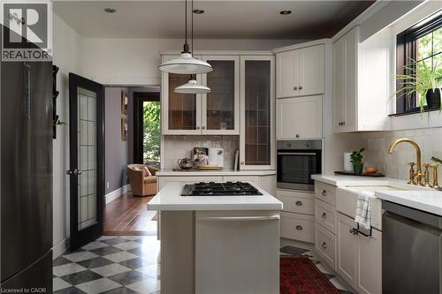163 Duke Street, Hamilton, ON - Indoor Photo Showing Kitchen