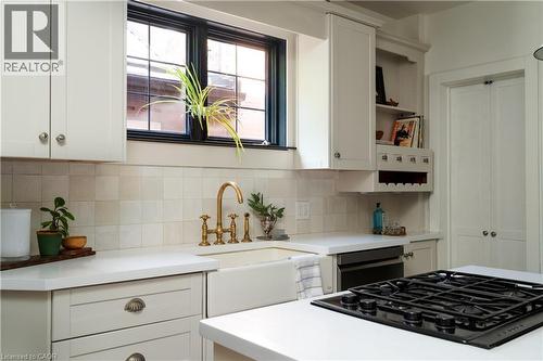 163 Duke Street, Hamilton, ON - Indoor Photo Showing Kitchen
