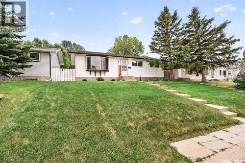 1031 Ross Street E, Moose Jaw, SK 