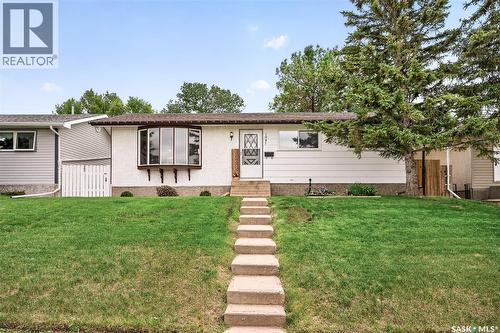 1031 Ross Street E, Moose Jaw, SK 