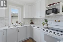811 O AVENUE S  Saskatoon, SK S7M 2S6