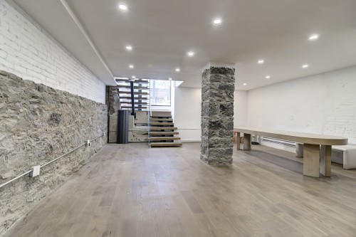 Commerce - 346  - 346B Av. Victoria, Westmount, QC - Indoor Photo Showing Other Room