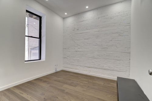 Commerce - 346  - 346B Av. Victoria, Westmount, QC - Indoor Photo Showing Other Room