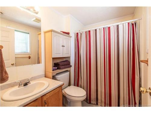 98 Fourth St, Sussex Corner, NB 