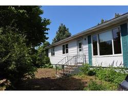 99 McLean ST Sussex, NB E4E 2G5