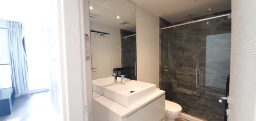 Bathroom - 908-1450 Boul. René-Lévesque O., Montréal (Ville-Marie), QC - Indoor Photo Showing Bathroom