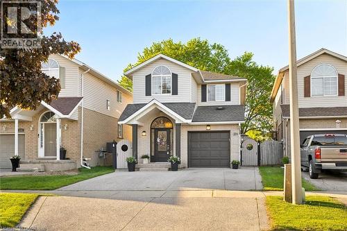 214 GREY FOX Drive  Kitchener, ON N2E 3N2