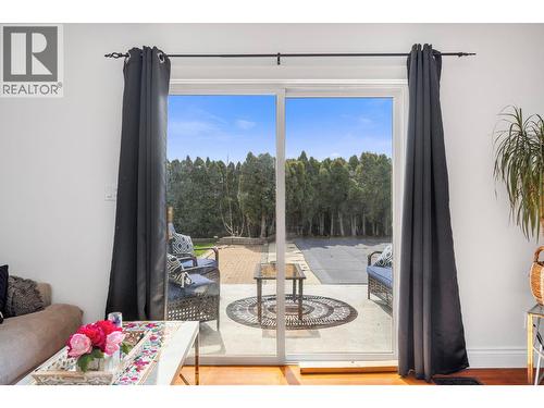 2545 Crestview Road, West Kelowna, BC 