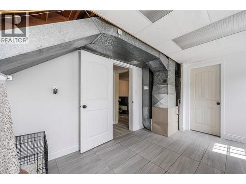 2545 Crestview Road, West Kelowna, BC 