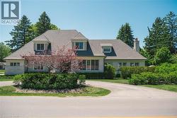 147 BEVERLY Court Ancaster, ON L9G 1B9