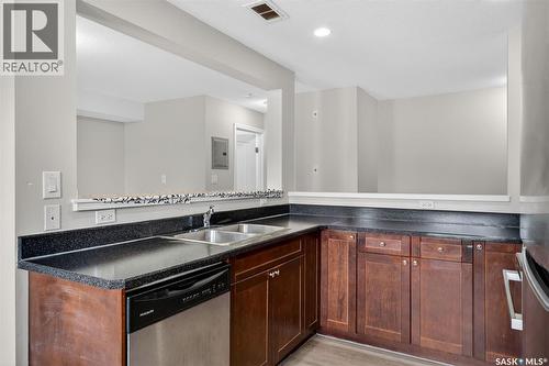 109 515 28Th Street E, Prince Albert, SK - Indoor Photo Showing Kitchen With Double Sink