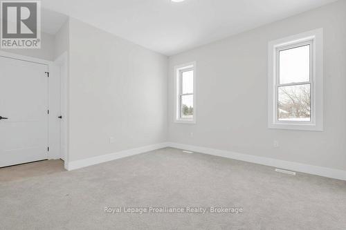 10 Dunmor Street, Stirling-Rawdon (Stirling Ward), ON - Indoor Photo Showing Other Room
