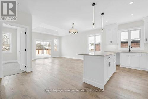 10 Dunmor Street, Stirling-Rawdon (Stirling Ward), ON - Indoor Photo Showing Kitchen