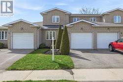 17 PINEGROVE COURT Belleville (Belleville Ward), ON K8N 5X9
