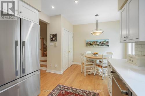 BREAKFAST AREA WITH DOUBLE DOOR PANTRY - 13 Oak Park Private, Ottawa, ON - Indoor