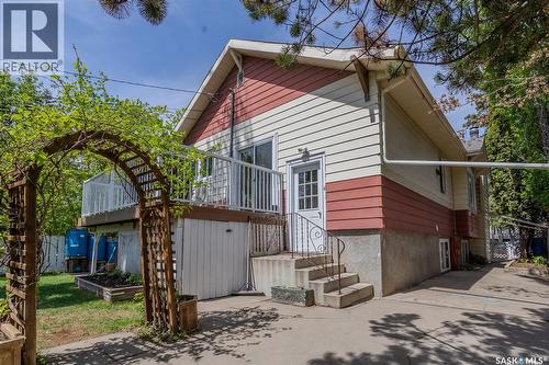 618 3Rd Street E, Saskatoon, SK 