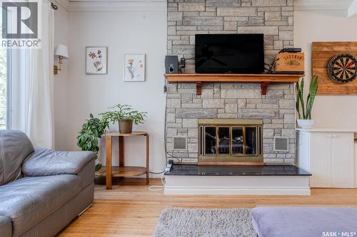 618 3Rd Street E, Saskatoon, SK 