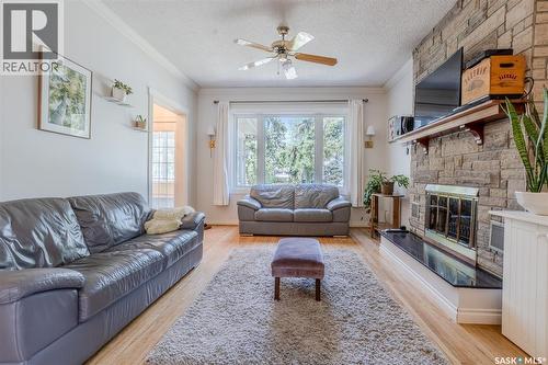 618 3Rd Street E, Saskatoon, SK 