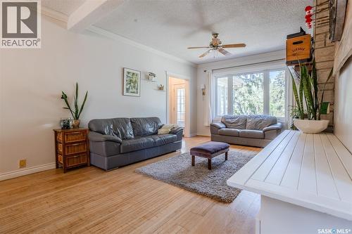 618 3Rd Street E, Saskatoon, SK 