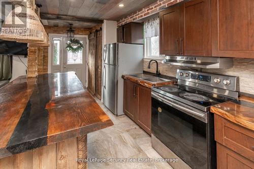 73 College Crescent, Barrie, ON - Indoor Photo Showing Kitchen With Double Sink
