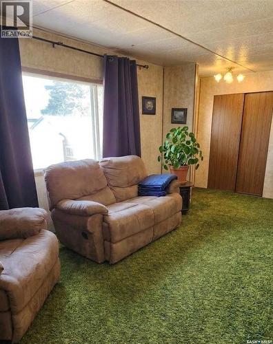 267 Lakeshore Drive, Emma Lake, SK - Indoor Photo Showing Living Room