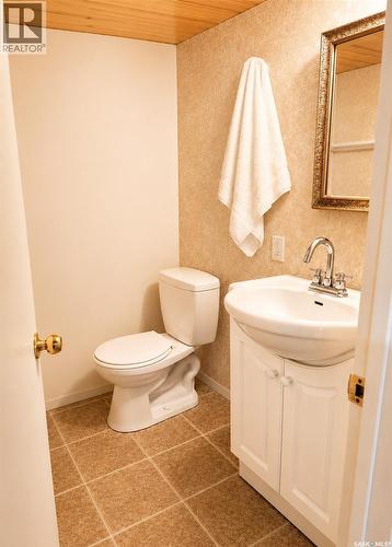 267 Lakeshore Drive, Emma Lake, SK - Indoor Photo Showing Bathroom