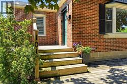 101 IRENE Avenue  Stoney Creek, ON L8G 2B1