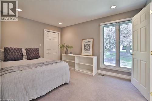 1066 Stockwell Avenue, Mississauga, ON - Indoor Photo Showing Bedroom