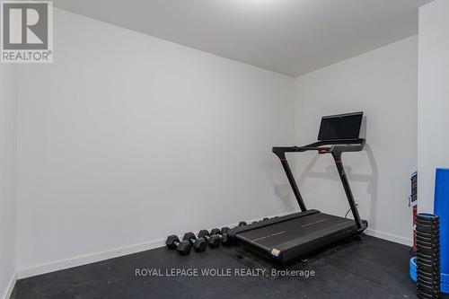 44 Krug Street, Kitchener, ON - Indoor Photo Showing Bedroom