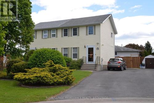 964 Uxbridge Crescent, Kingston (East Gardiners Rd), ON - Outdoor