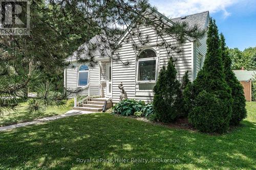 272 John Street N, Stratford, ON - Outdoor