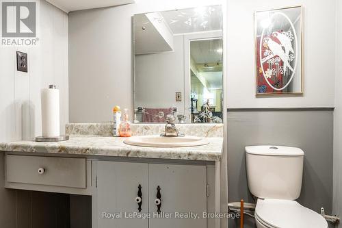 272 John Street N, Stratford, ON - Indoor Photo Showing Bathroom