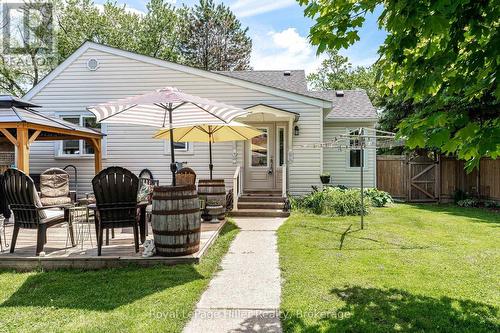 272 John Street N, Stratford, ON - Outdoor