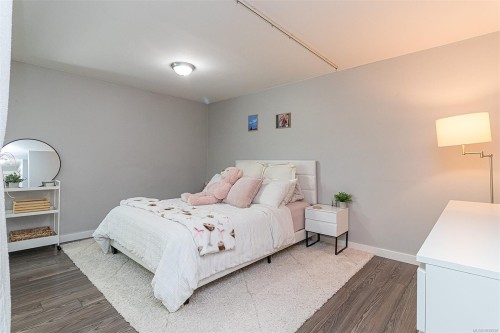 533 Crossandra Cres, Saanich, BC 