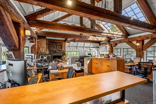 1760 Riverside Lane, Courtenay, BC 