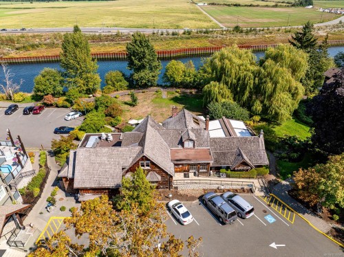 1760 Riverside Lane, Courtenay, BC 