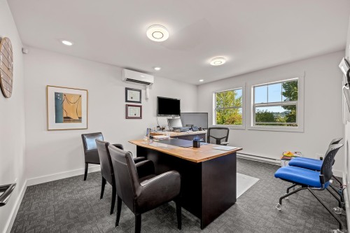 1760 Riverside Lane, Courtenay, BC 