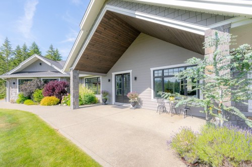 6181 Chase Dr, Port Alberni, BC 
