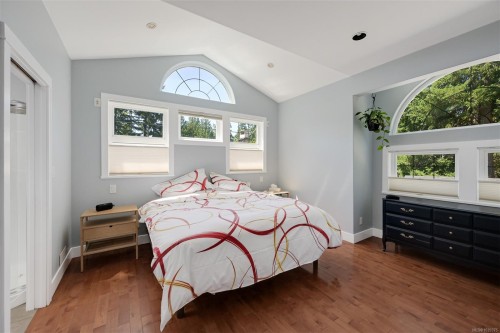 6799 Jedora Dr, Central Saanich, BC 
