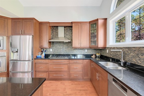 6799 Jedora Dr, Central Saanich, BC 