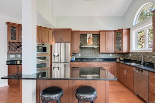 6799 Jedora Dr, Central Saanich, BC 