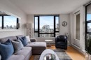 #1502-751 Fairfield Rd, Victoria, BC  - Indoor Photo Showing Living Room 