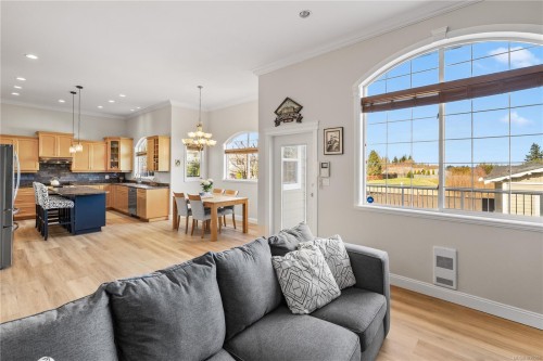 608 Nelson Rd, Campbell River, BC 