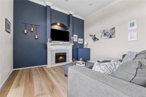 608 Nelson Rd, Campbell River, BC 