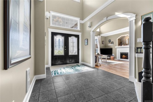 608 Nelson Rd, Campbell River, BC 