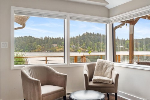 4921 Prospect Ave, Saanich, BC 